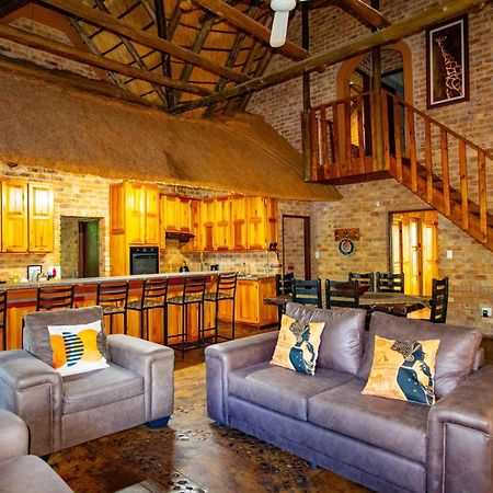 Adventure Bush House Villa Marloth Park Eksteriør billede